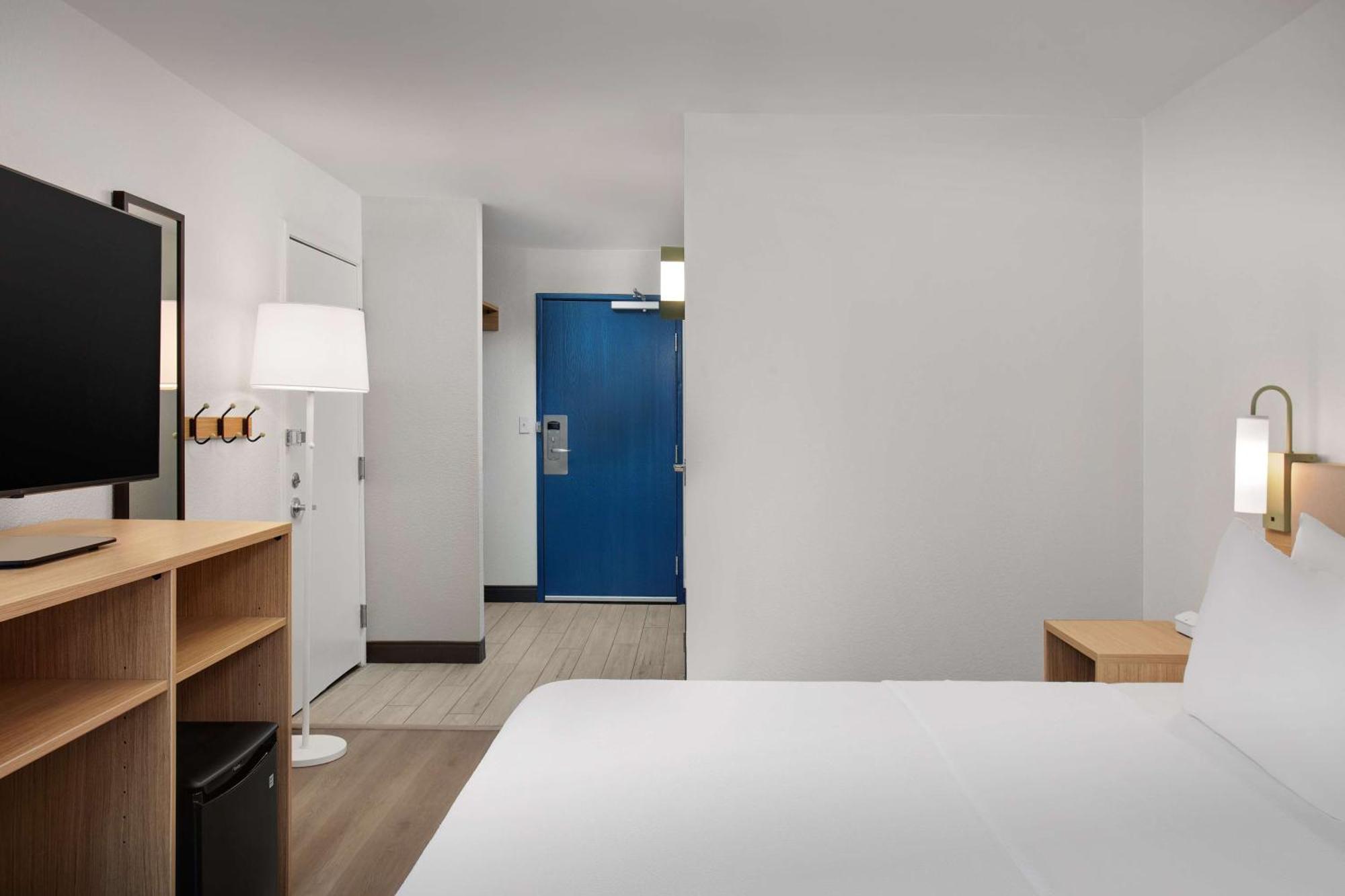 סמירנה Spark By Hilton Atlanta Cumberland Ballpark מראה חיצוני תמונה