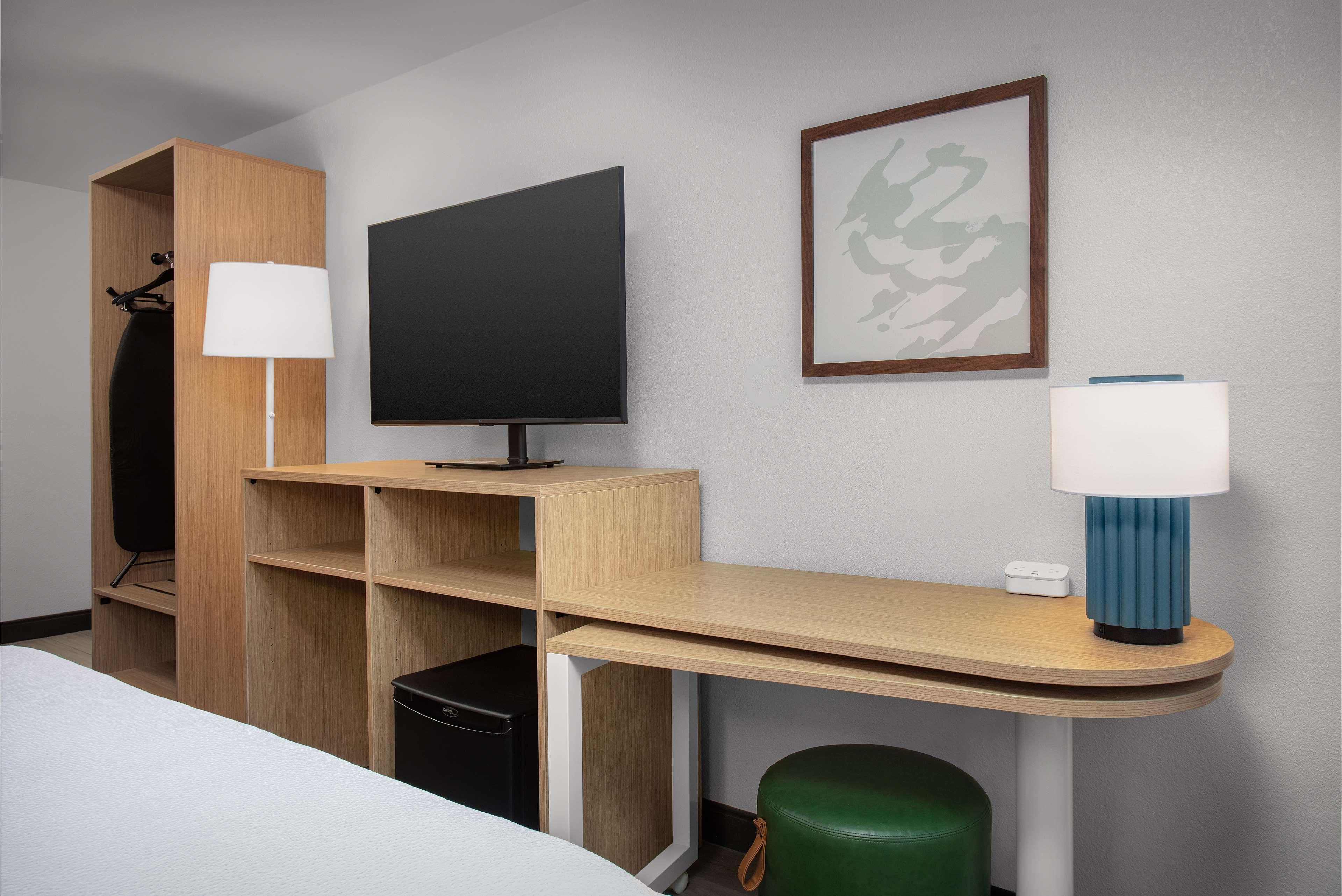 סמירנה Spark By Hilton Atlanta Cumberland Ballpark מראה חיצוני תמונה